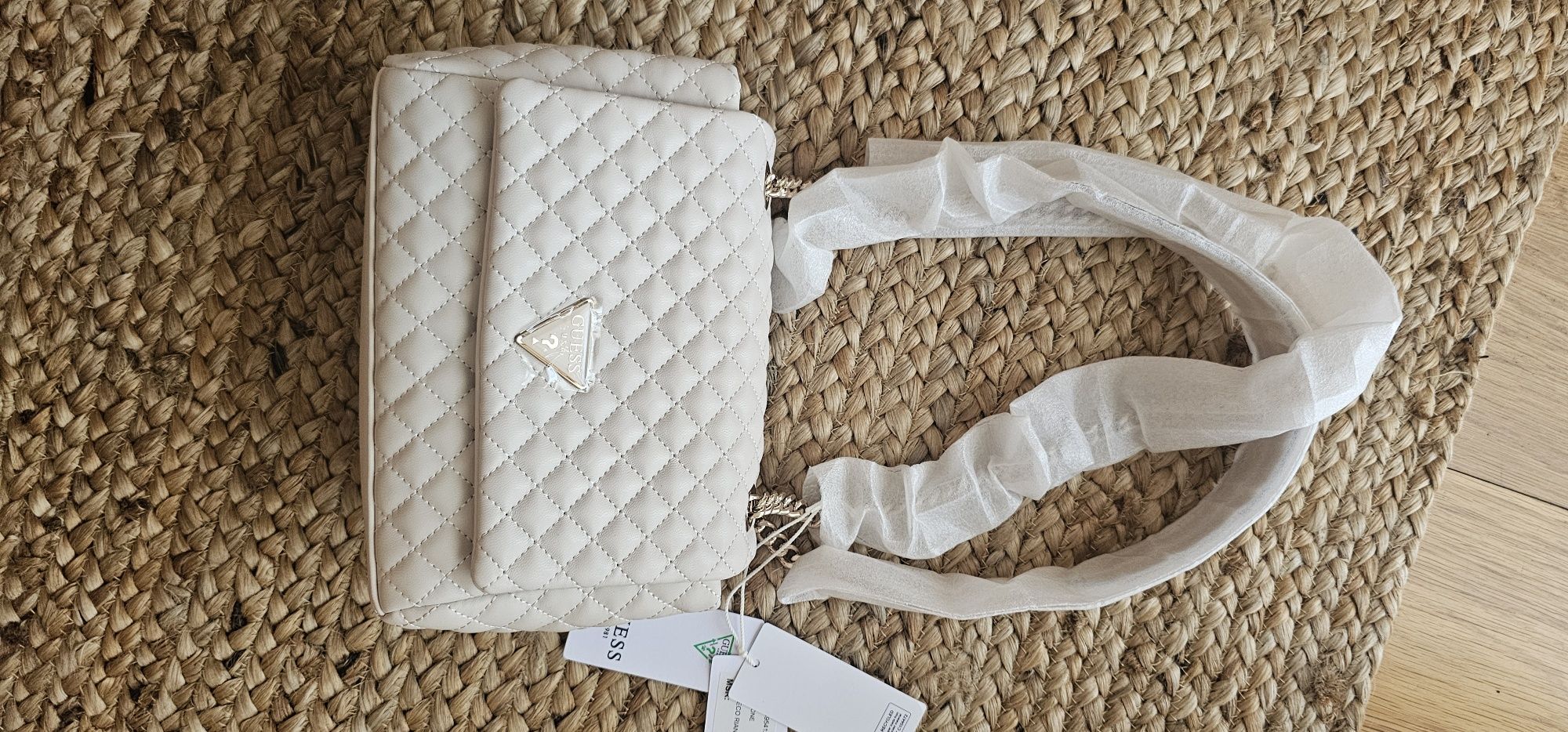 Mala Rianee Guess Nova