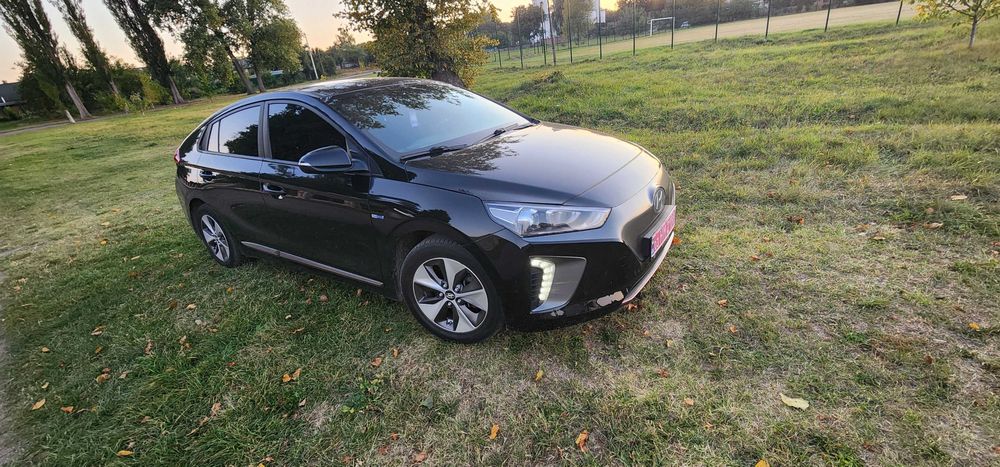 Hyundai ioniq 2019 р. Електро 28 kwt пригнаний з Бельгії