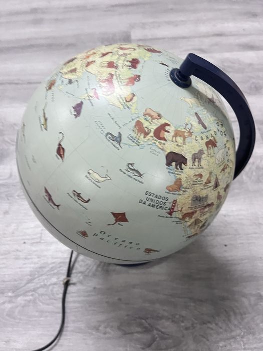 Globo com luz electrica Impecavel