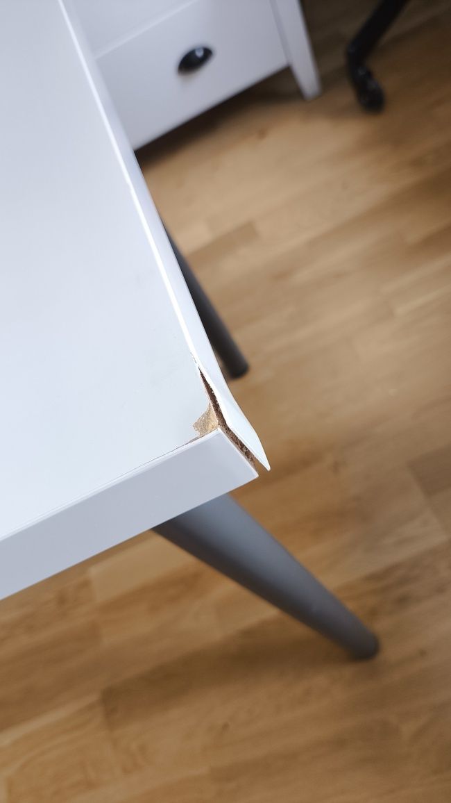 Biurko Ikea, białe, lekkie