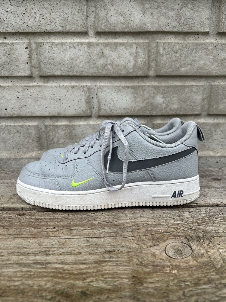 Skórzane sneakers Nike Air Force 1 LV8, rozmiar 45