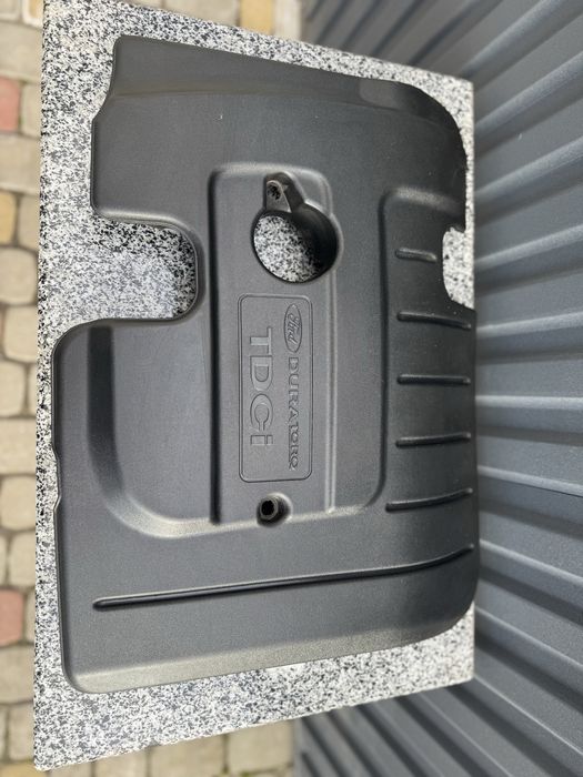 Форд Фокус 2 Декоративна Кришка Двигуна 1.6 TDCI Декоратывная Крышка