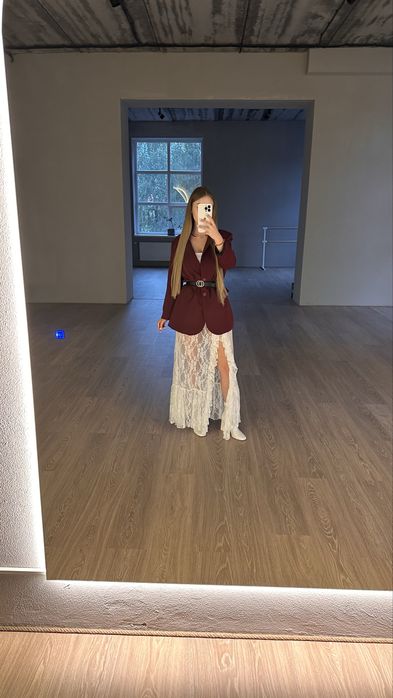 Кружевная юбка с шортами с разрезом | Юбка кружевная с воланами