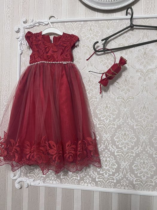 Плаття цукерки на 2/3 роки продаж з обручем ціна  350