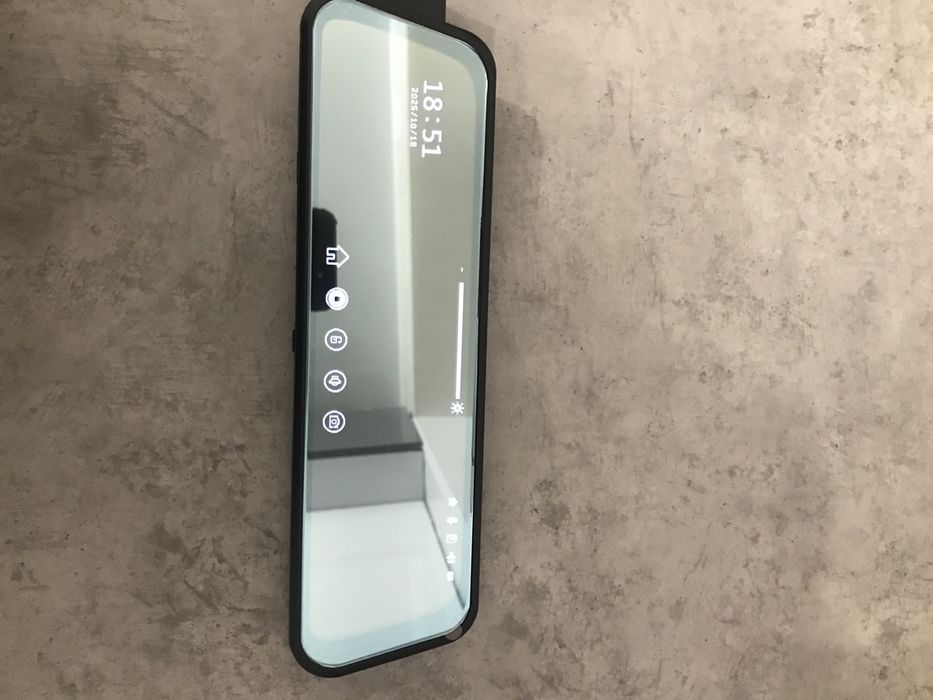 Зеркало видеорегистратор сенсорное