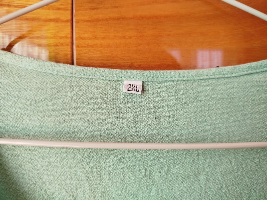 Nowa zielona bluzka w rozmiarze 2 xl