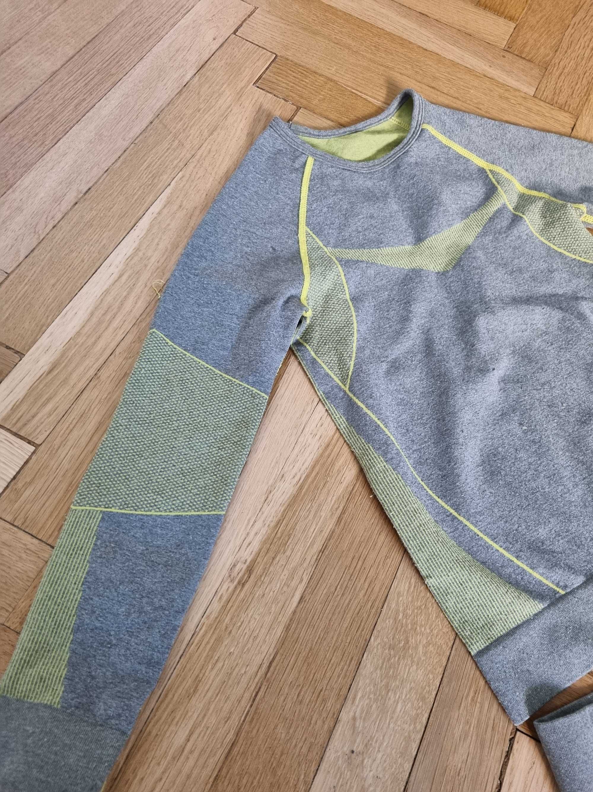 Ubranie termiczne/do sportów (bluzka + legginsy) dla dziecka