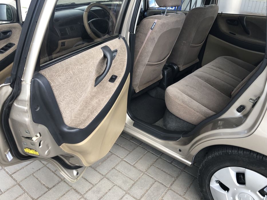 Продам гарний автомобіль