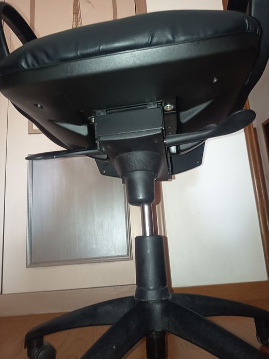 Cadeira para secretária