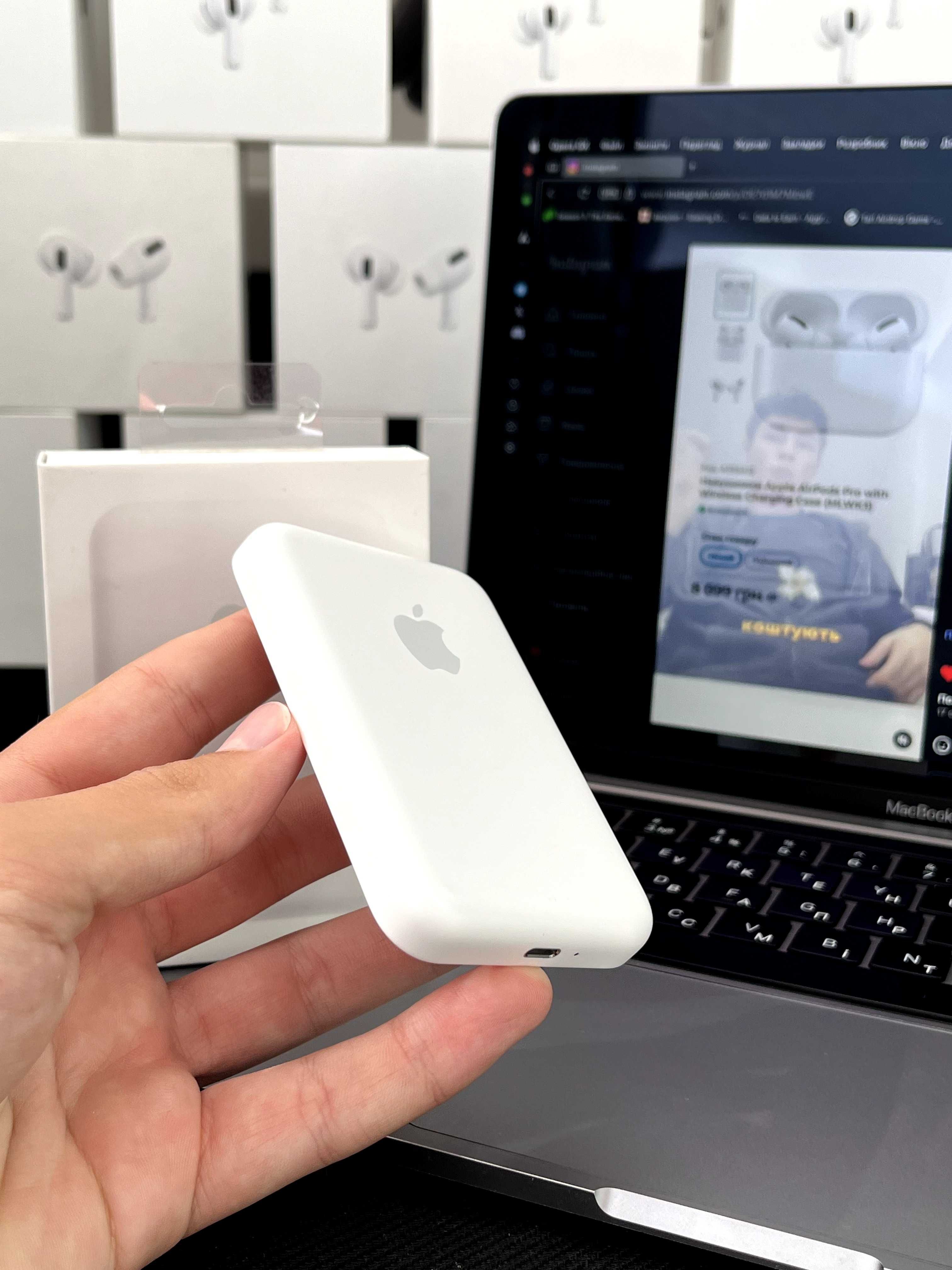 Зовнішній акумулятор (павербанк) Apple MagSafe Battery Pack Оригінал
