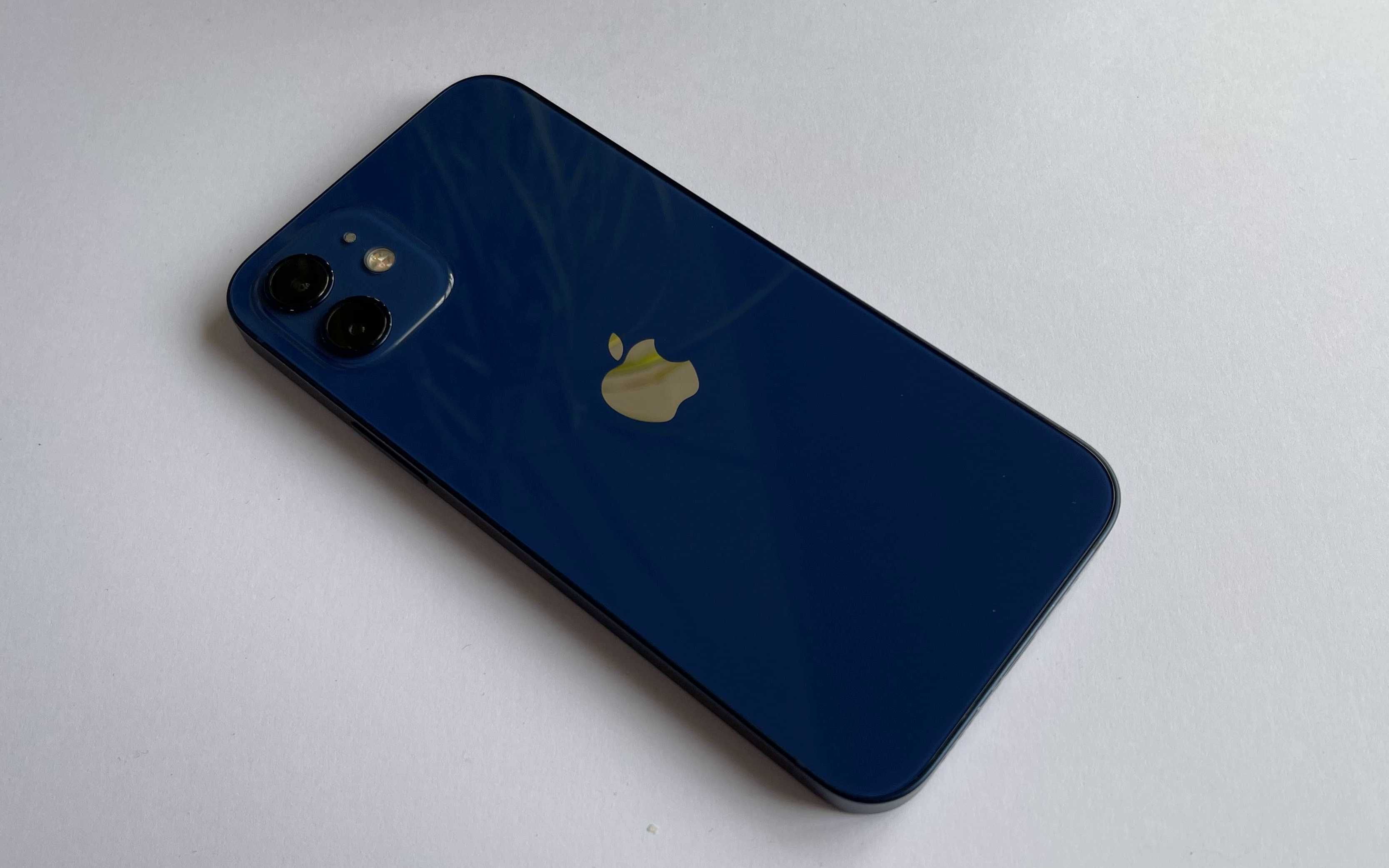 iPhone 12 64GB Blue Neverlock