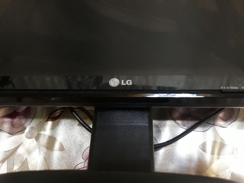 Монитор LG Flatron W1942T W1942T-PF