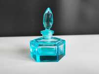 Błękitna szklana perfumetka Bohemia Czechy