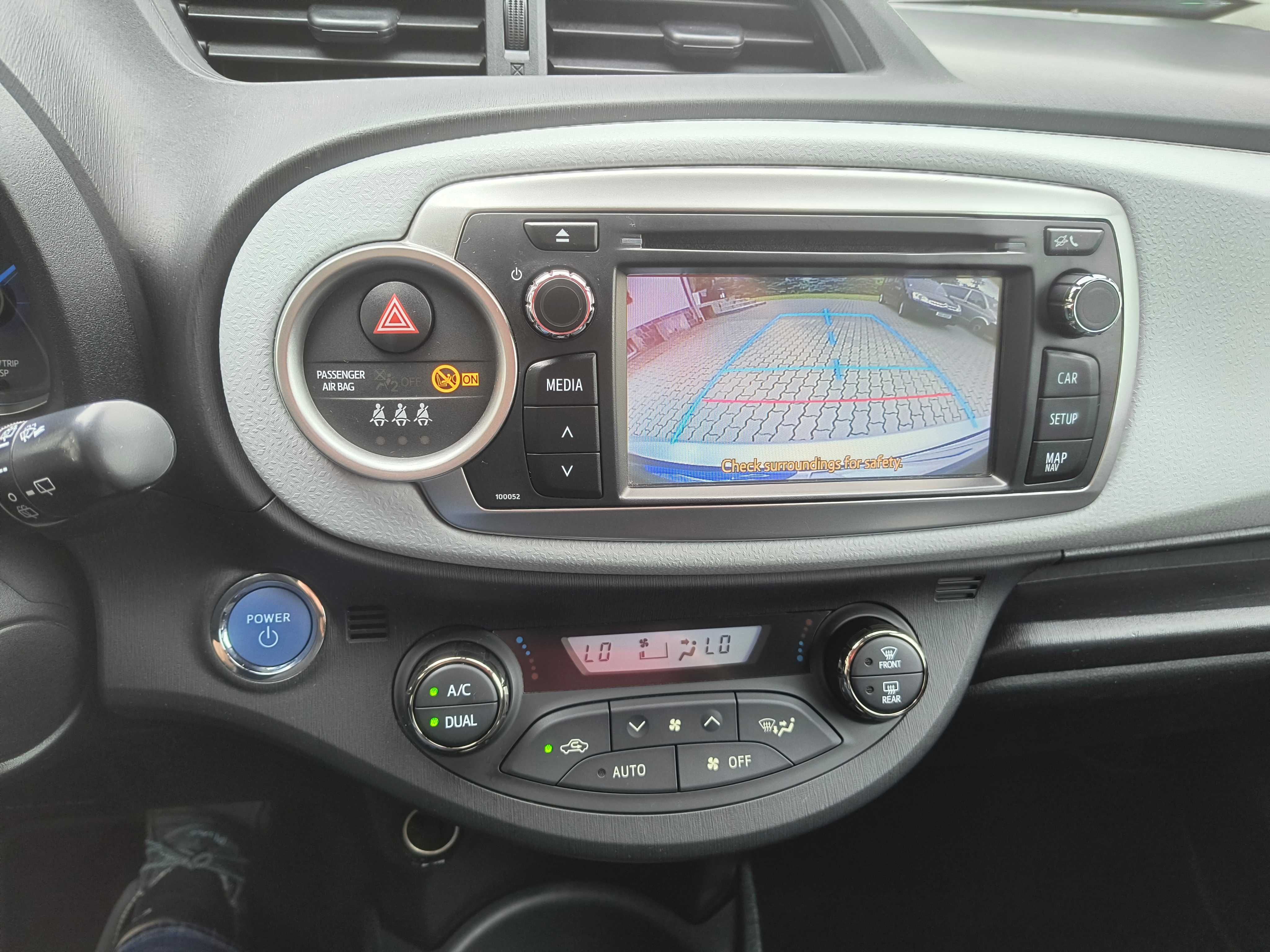 Toyota Yaris 1.5 benzyna Automat Hybryda 2013 r