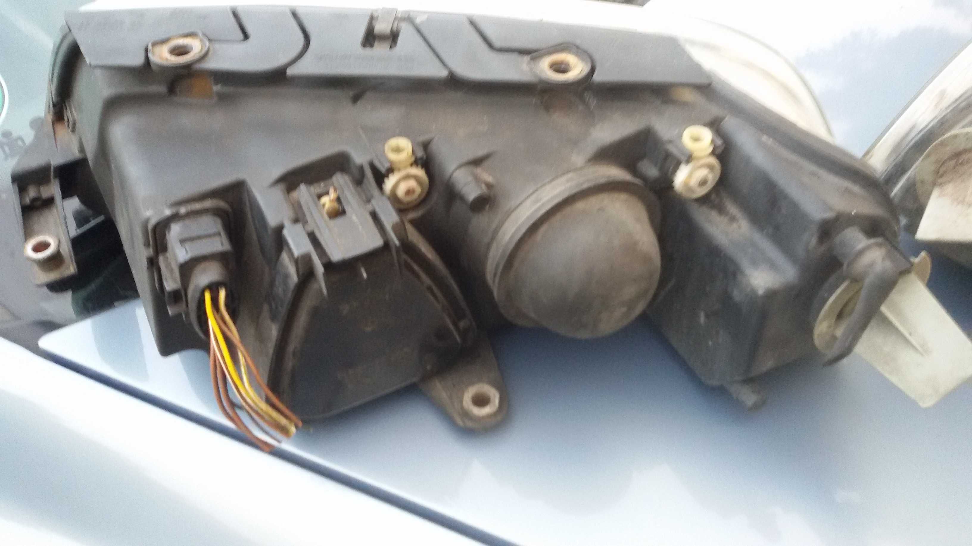 Lampy przednie Vw Passat b5 FL Lewa
