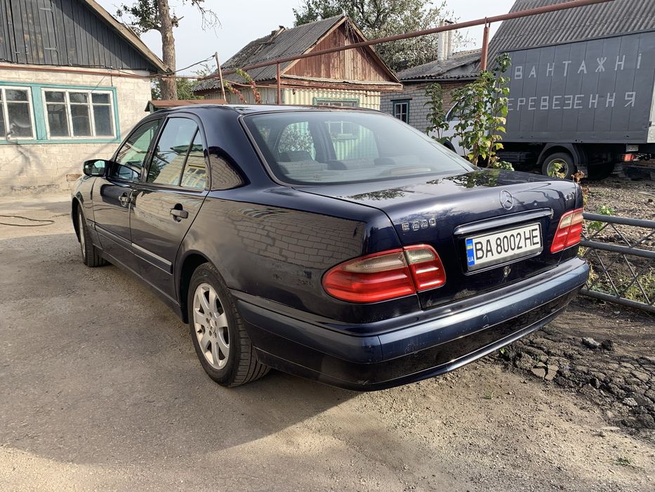 Mercedes E220 CDI W210