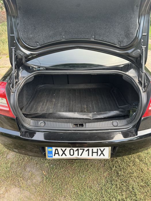 Продам Рено Меган 2