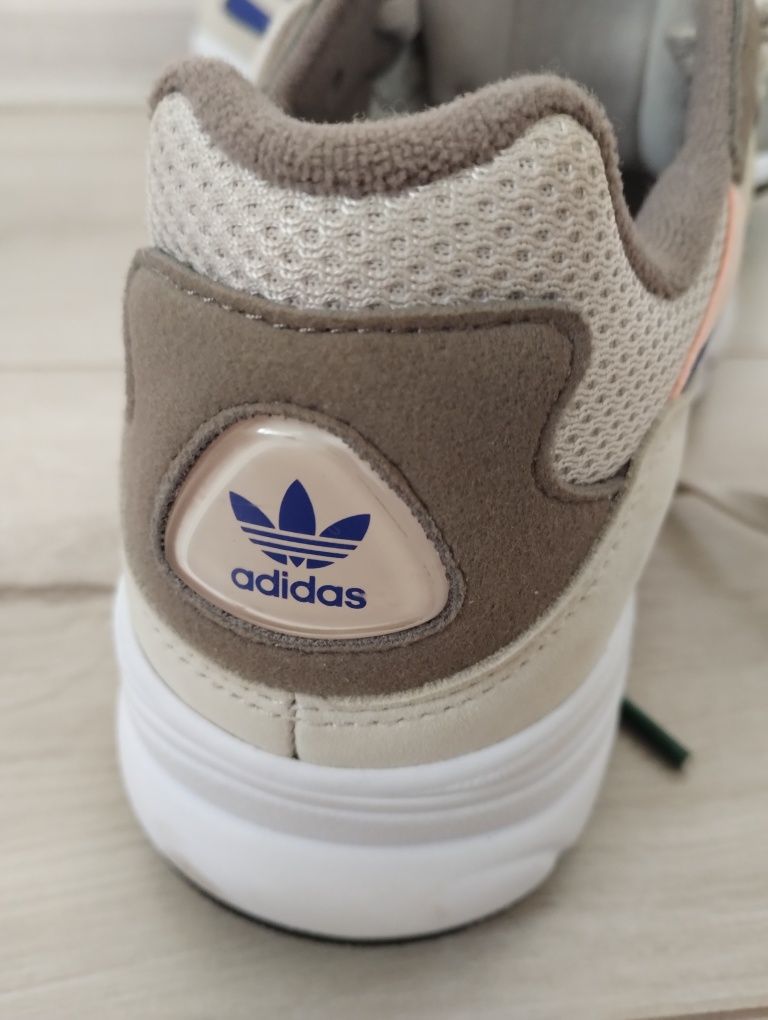 Продам кросівки Adidas original з Німеччини!