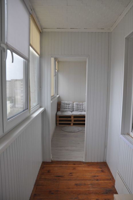 Продаж 2-кімнатної квартири вул. С. Олійника