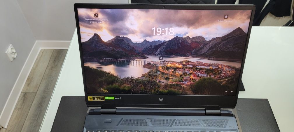 Laptop Predator Helios 300 ph315 -55-78ld