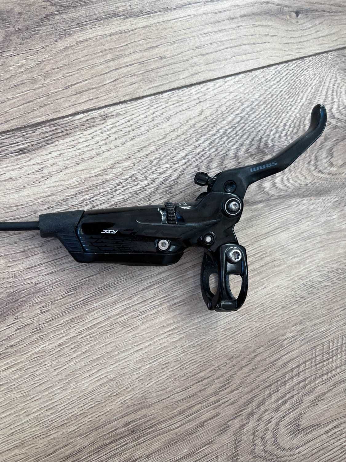 Hamulce Sram Code RSC komplet z tarczami 200mm