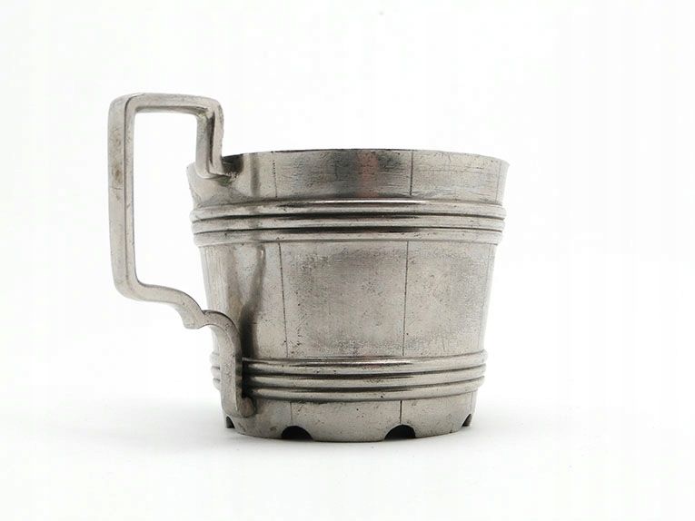 D1H Br. Buch - podstakannik w kształcie beczki