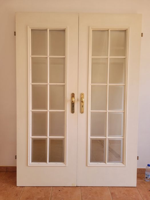Portas duplas com vidro