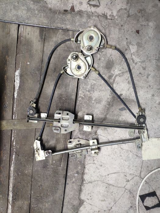 Механічні склопідйомникники ваз 2108