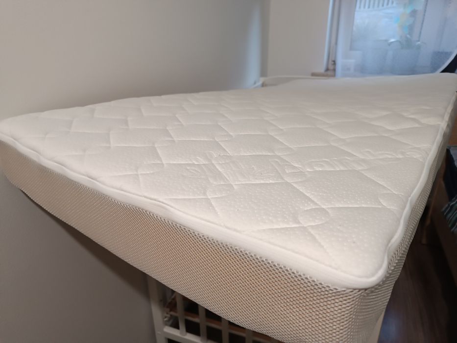 Łóżeczko plus Materac do łóżeczka dziecięcego 120x60
