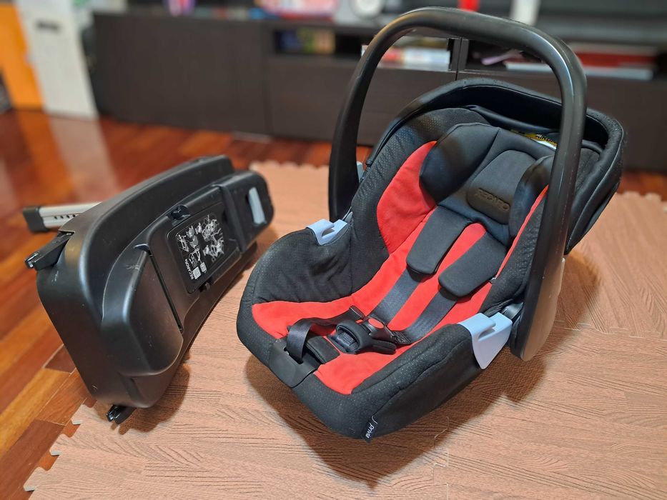 Ovo Recaro Privia com 2 bases Isofix