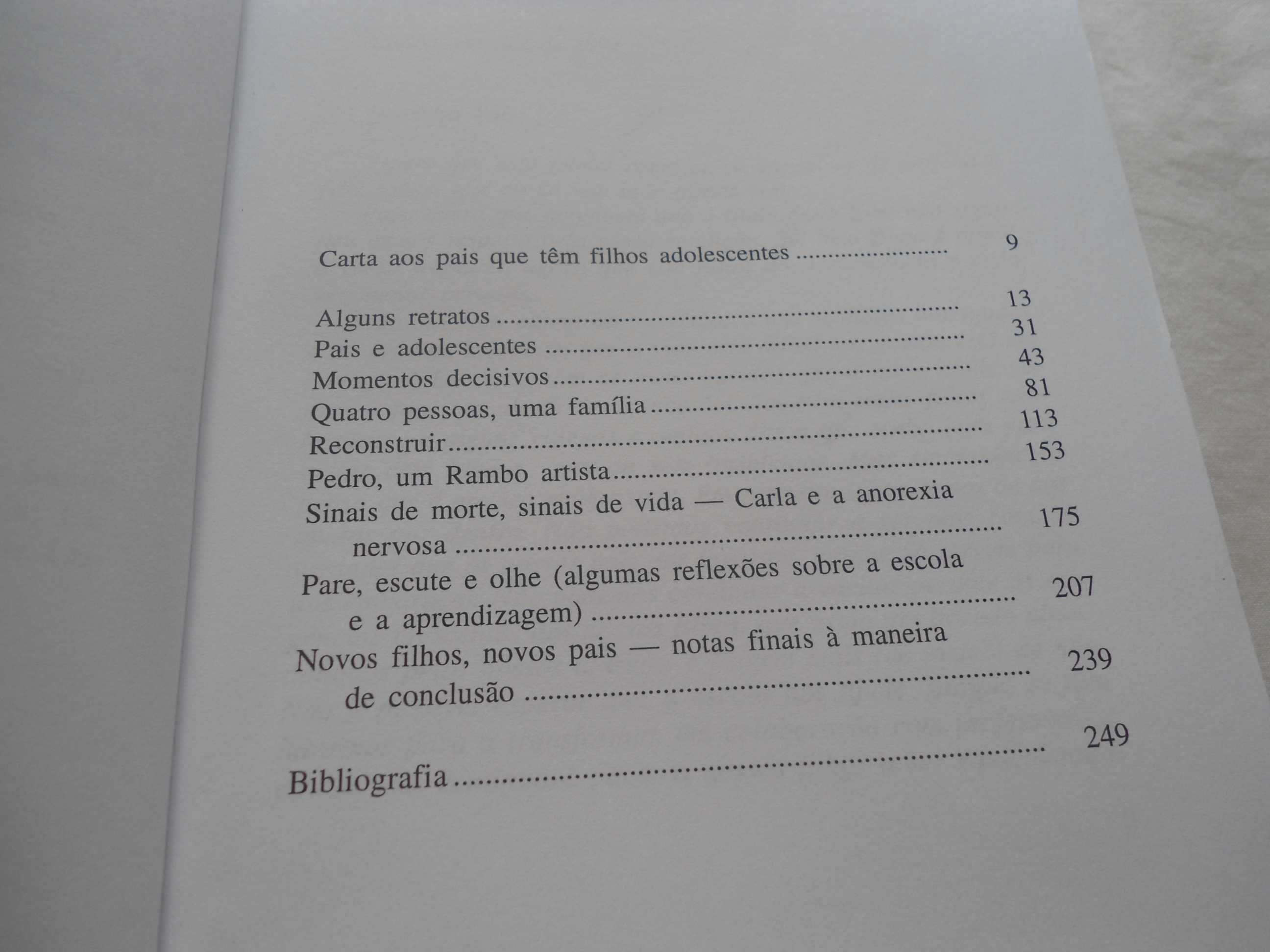 Inventem-se novos pais por Daniel Sampaio
