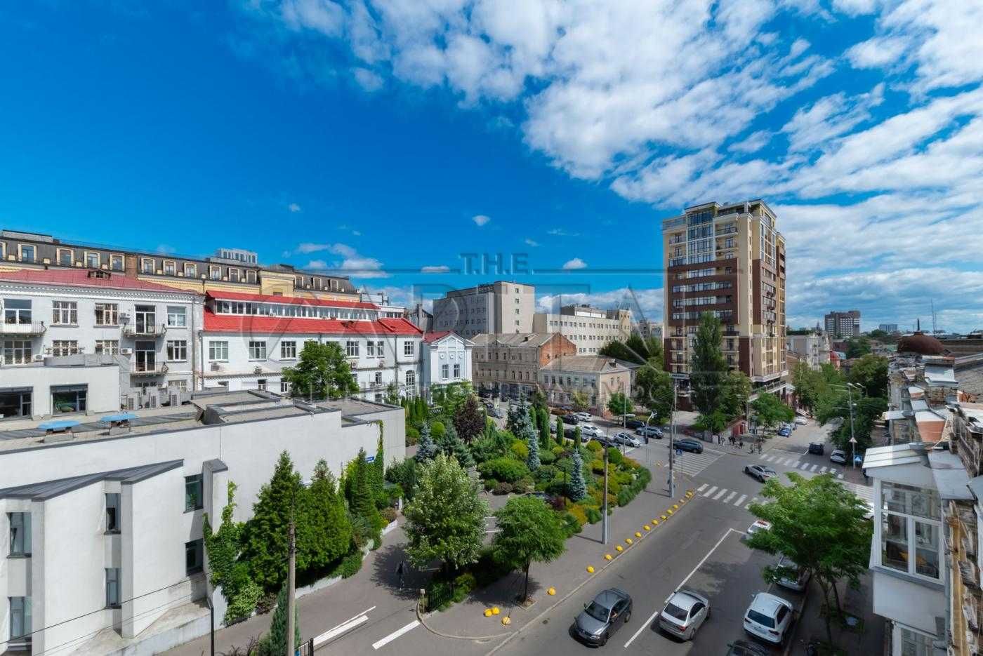 Продаж квартири, вул. Гоголівська, Шевченківський р-н, Центр