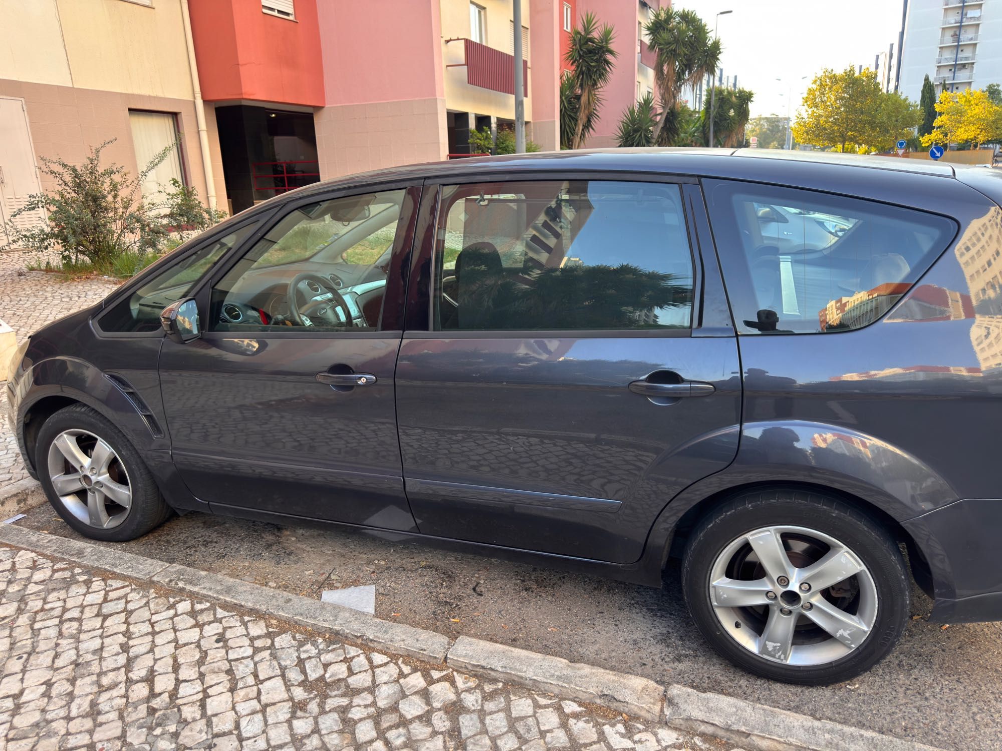 Vendo Ford Smax 1.8 Tdci 7L de 2006 ou troco por moto