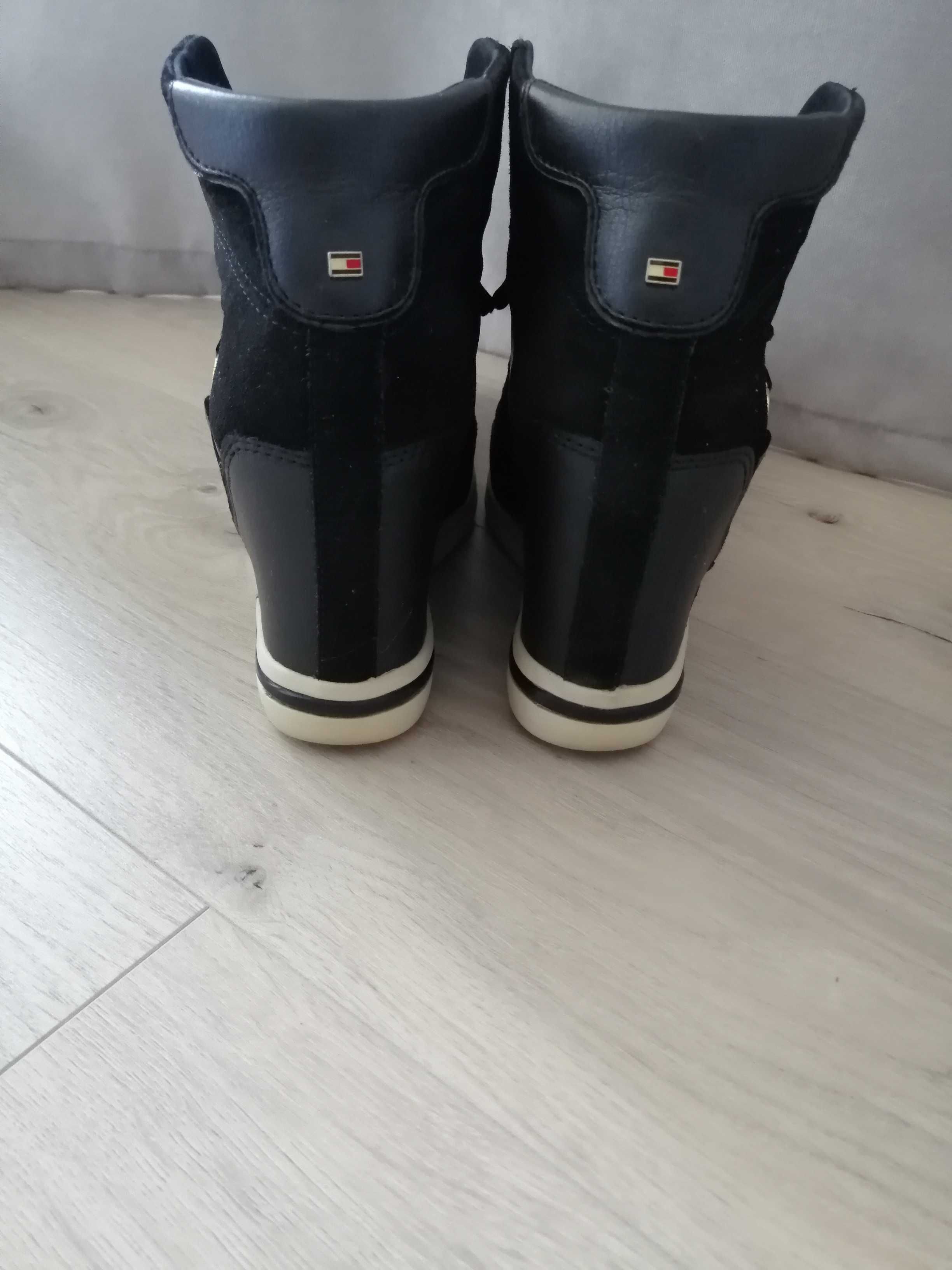 Buty damskie na koturnie TOMMY HILFIGER rozmiar 37