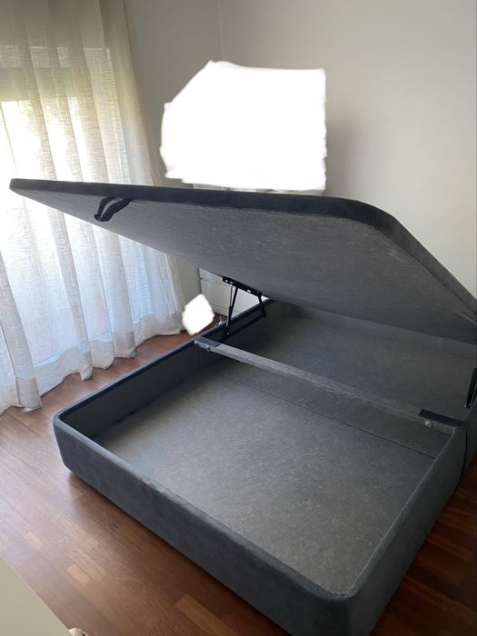 Sommier com arrumação 1,60m x 2,00m