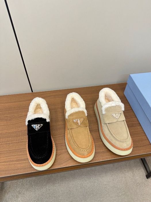 Prada ботинки лофери сапоги сапожки боти лофери з хутром зимние угги