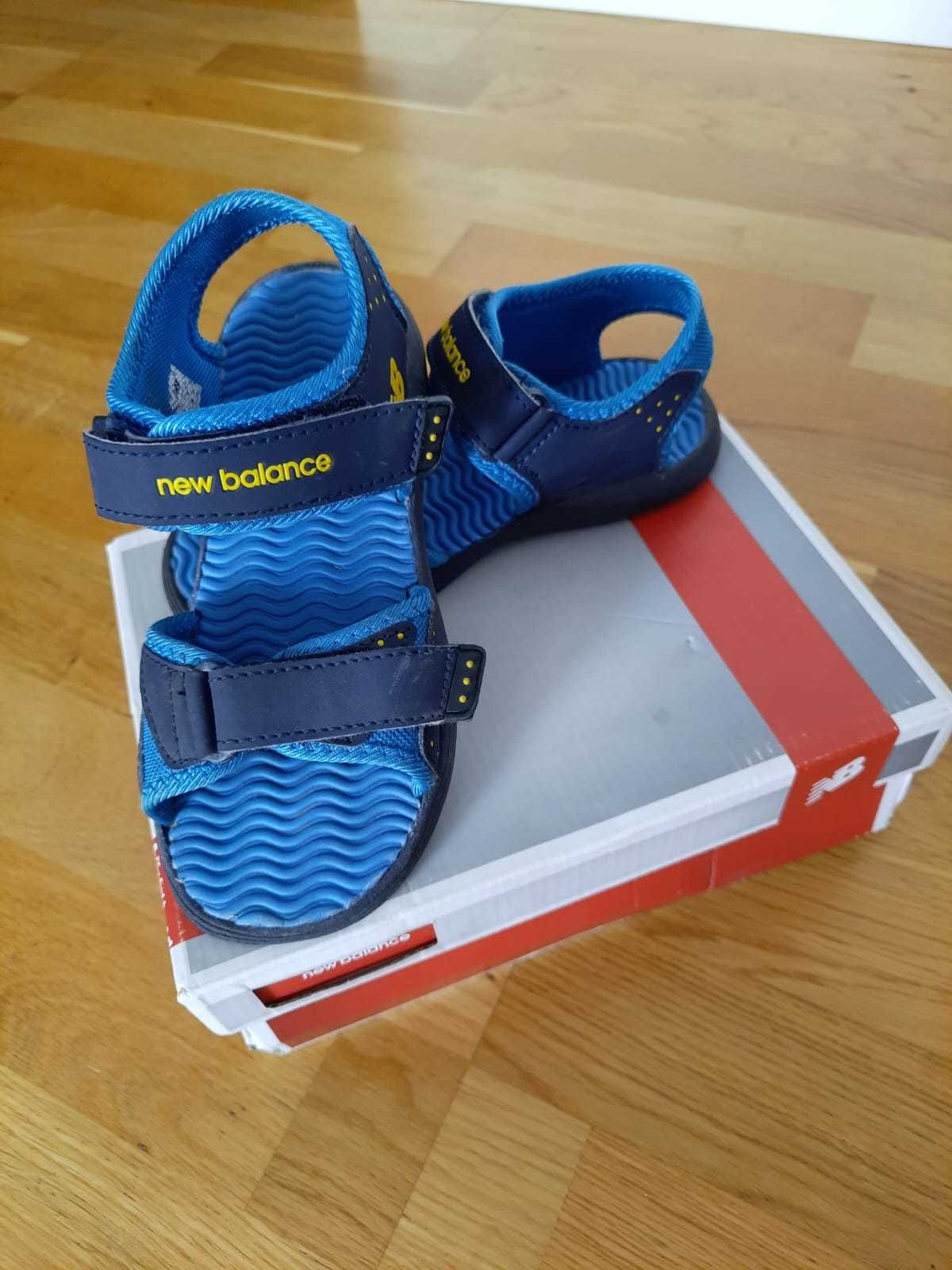 Sandały NEW BALANCE 32.5 niebieskie