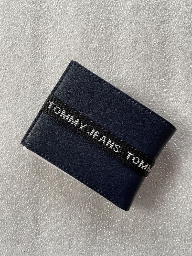 Новый кошелек tommy hilfiger (томми tj coin pocket wallet)с америки