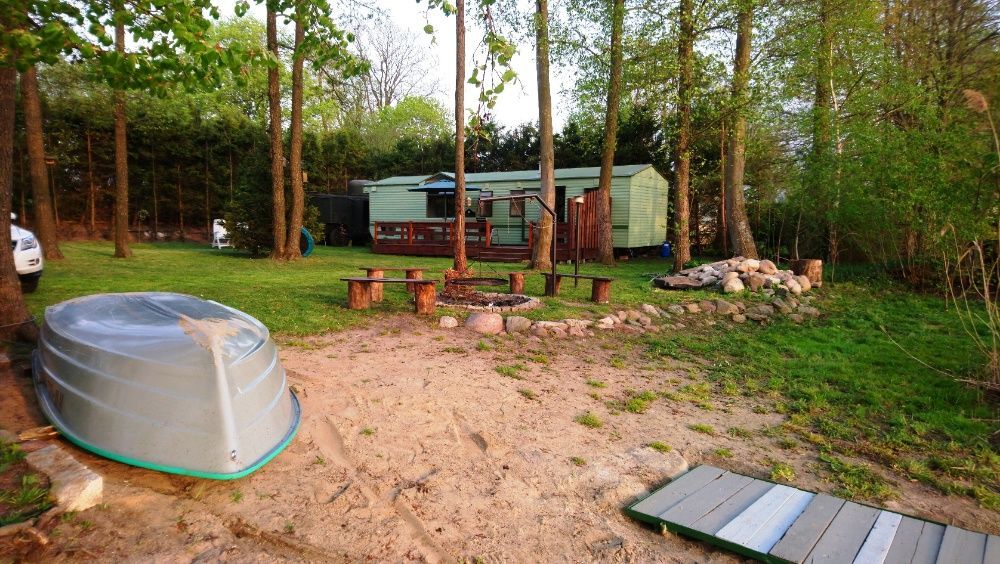 Domek letniskowy nad jeziorem k. Rynu Mazury Giżycko Mikołajki noclegi