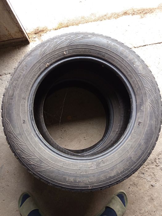 Продам пару nokian без латок