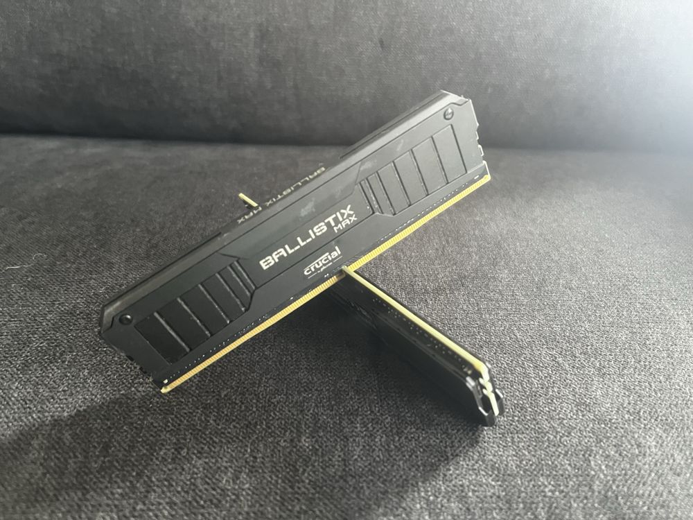 Ballistix Max Gaming Memory 16GB Kit DDR4 4000MHZ