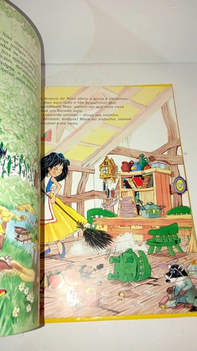 A Branca de Neve e os 7 Anões - Histórias de Sempre