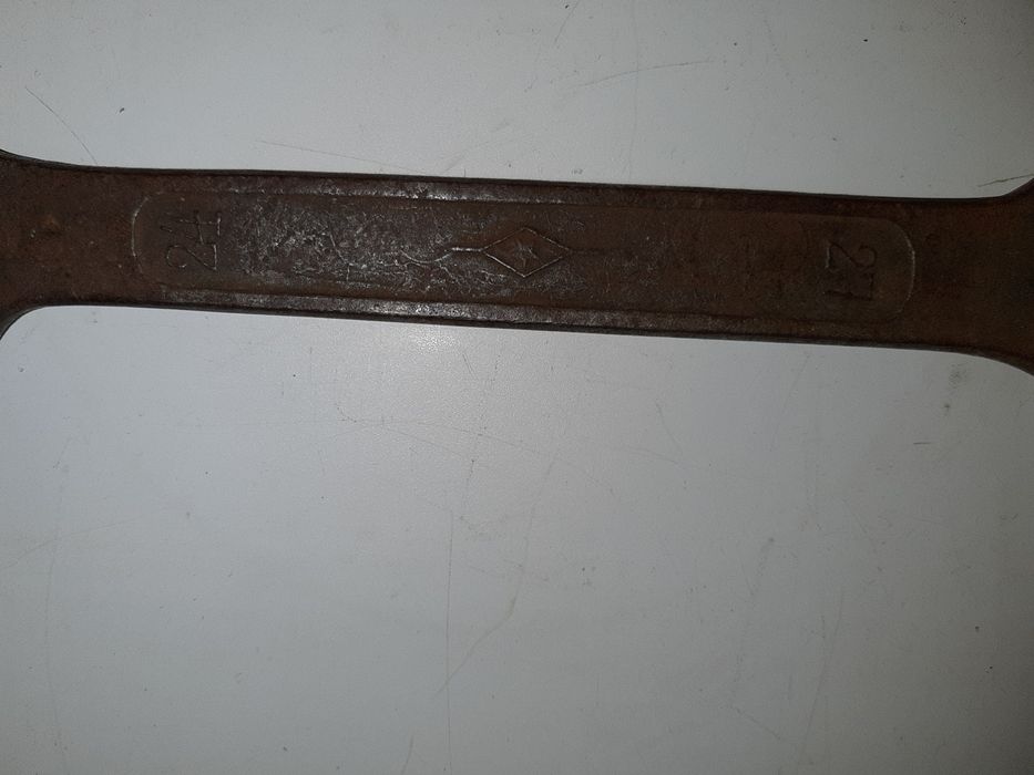 Продам Ключ рожковый 24х27 СССР