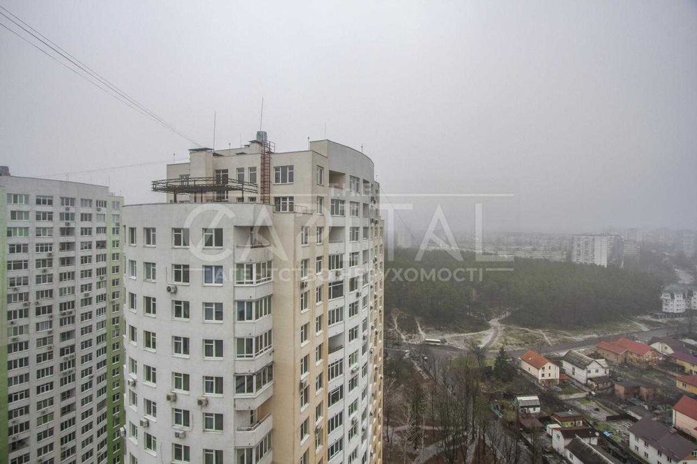 Продажа 3к квартиры,  ул Владимира Наумовича, Академгородок, Святошино