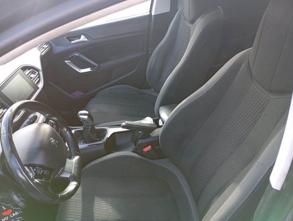 Peugeot 308 swll