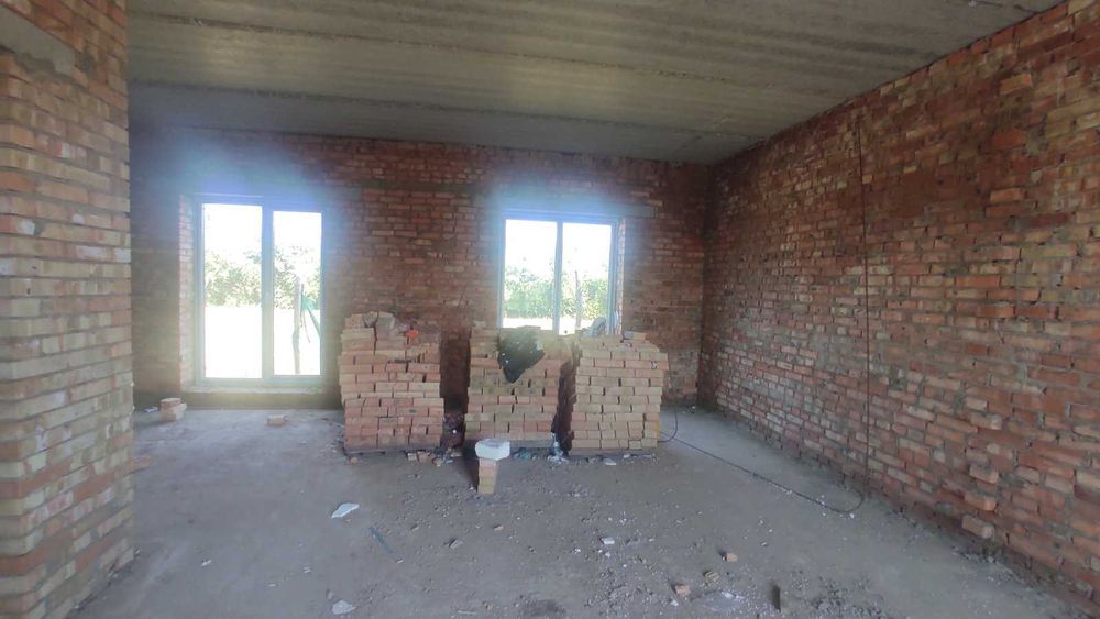 Продам таун хаус в селі Бохоники 3030