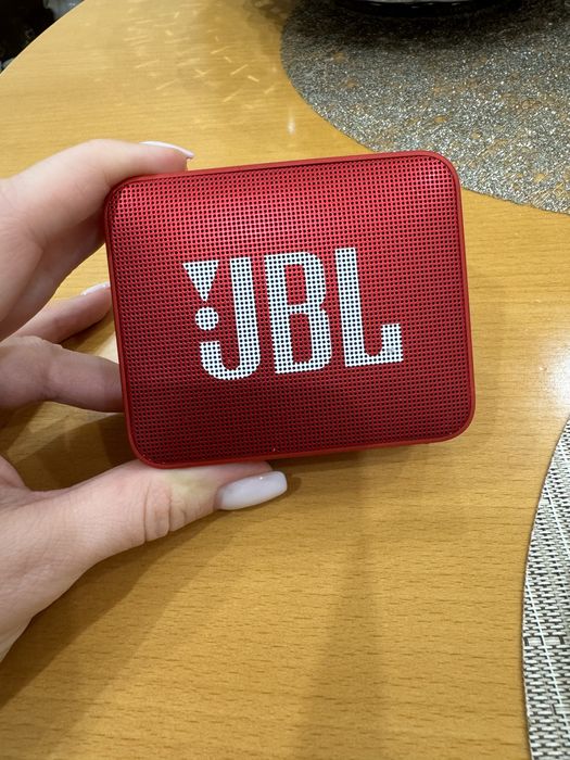 Колонка JBL go 2 в идеальном состоянии