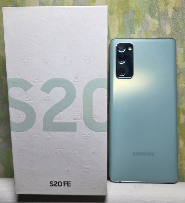 Продам Samsung S20 FE 128mg.