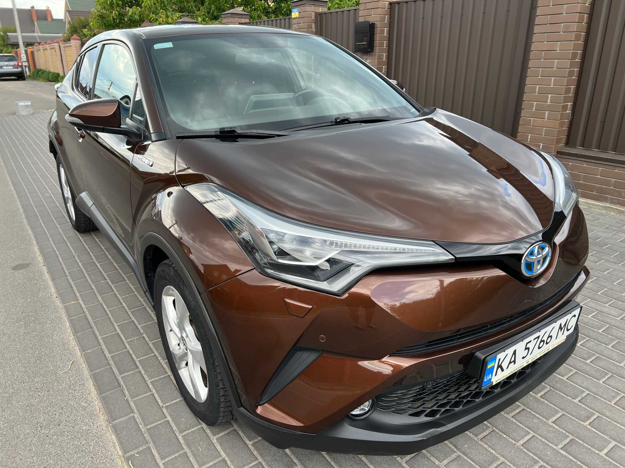 Toyota C-HR   1.8 AT. Hybrid 2018р. Офіційна версія !!!