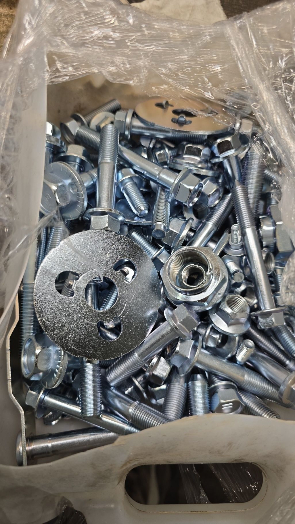 Piaskowanie , spawanie stali i aluminium, konserwacja pojazdow